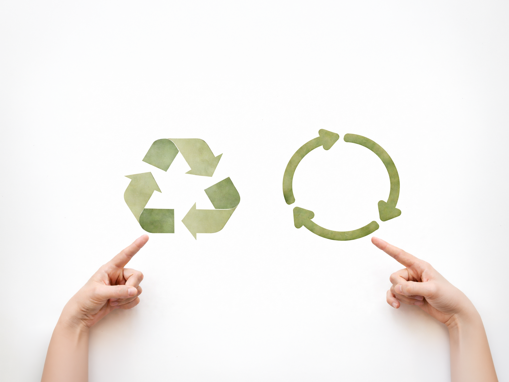 Reciclar vs. reutilizar: diferencias clave y su impacto en el packaging sostenible